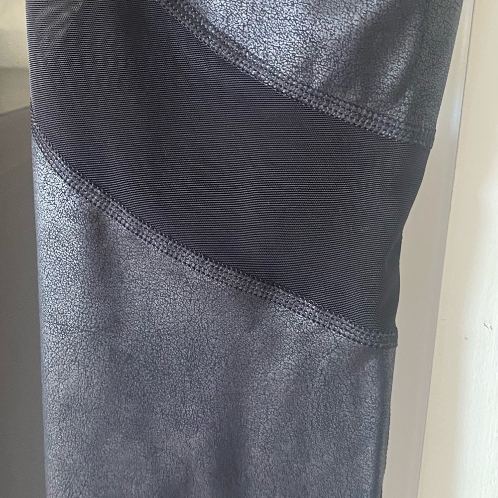 Black leggings - Picture 2 of 3